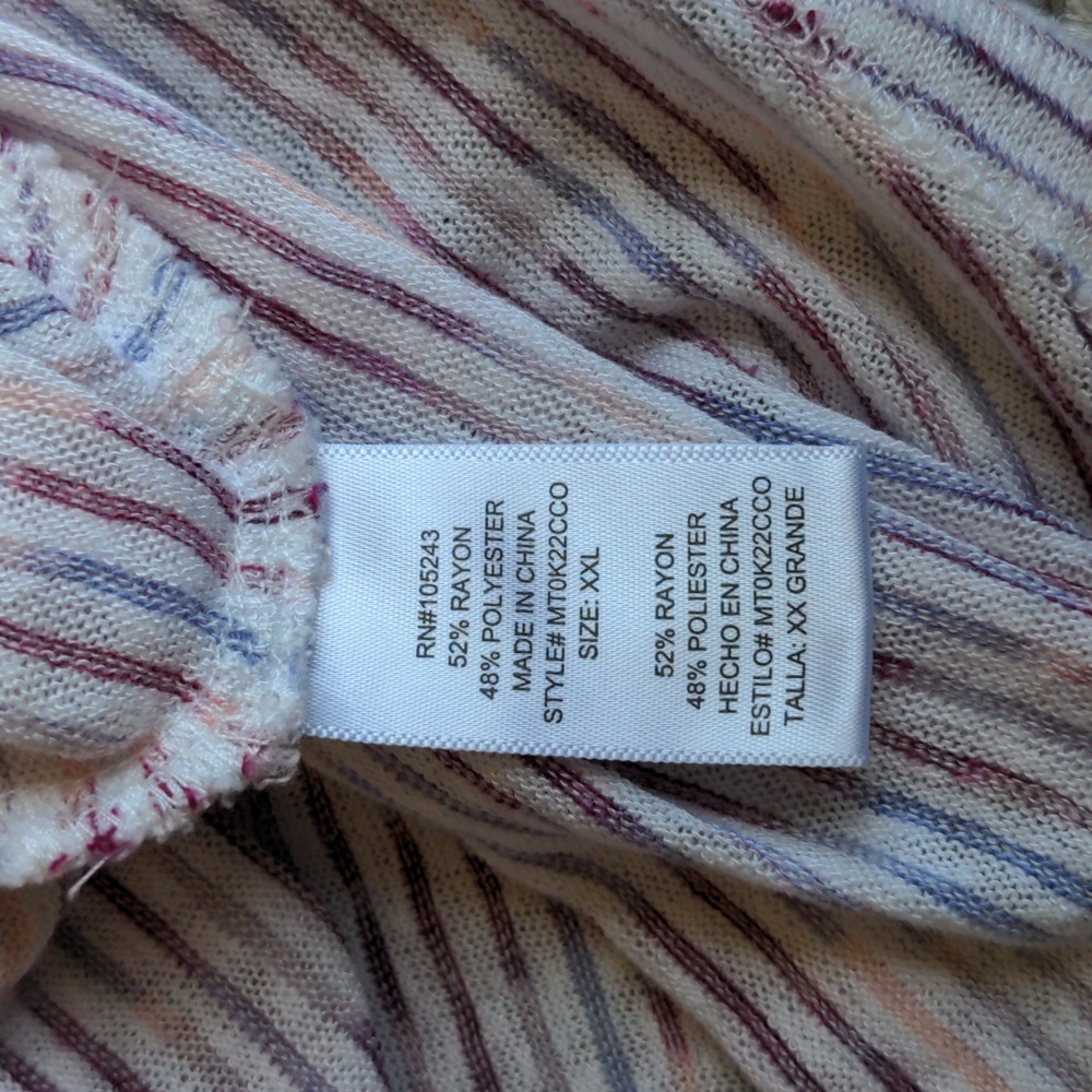 High low Tee - Picture 6 of 6